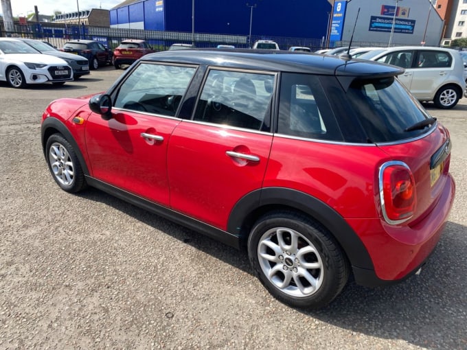 2025 Mini Hatch