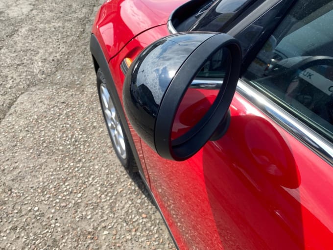 2025 Mini Hatch