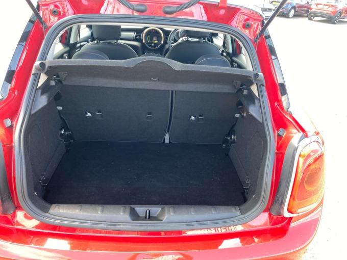2025 Mini Hatch