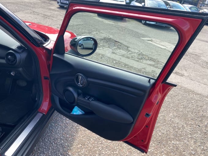 2025 Mini Hatch