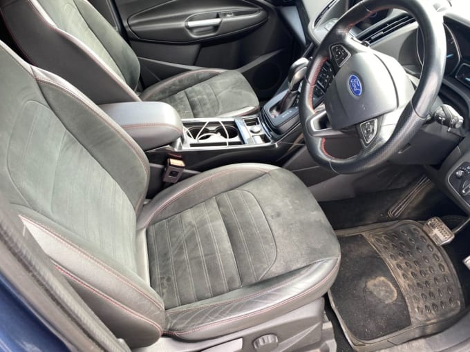2025 Ford Kuga