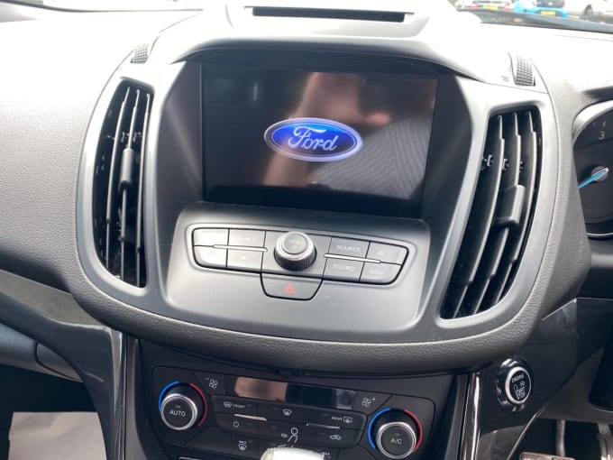 2025 Ford Kuga