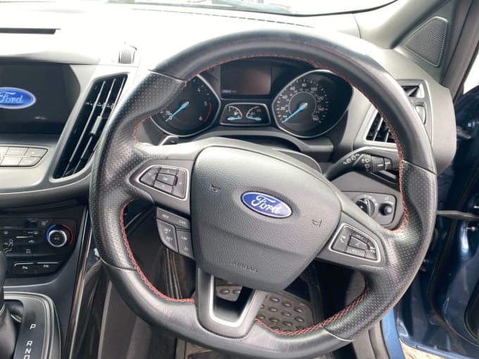 2025 Ford Kuga