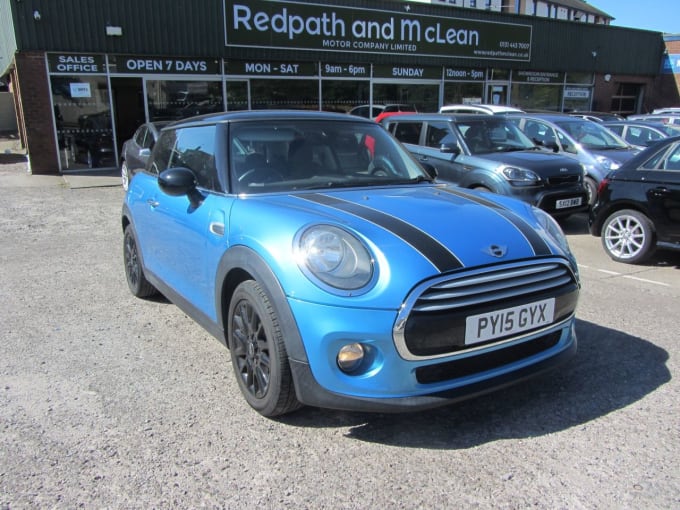 2025 Mini Hatch
