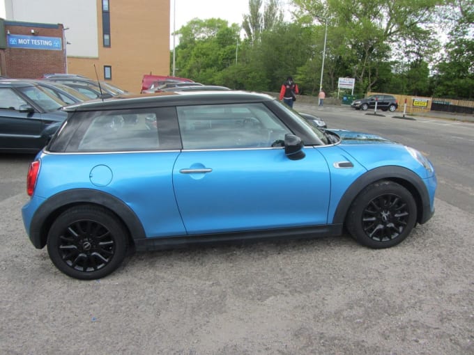 2025 Mini Hatch