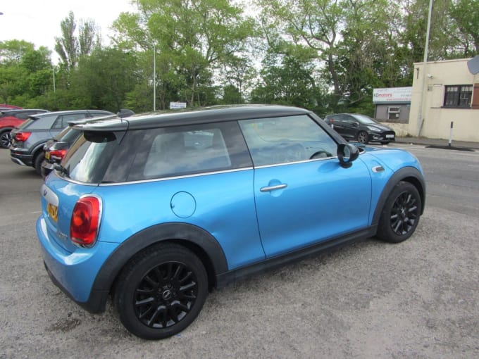 2025 Mini Hatch