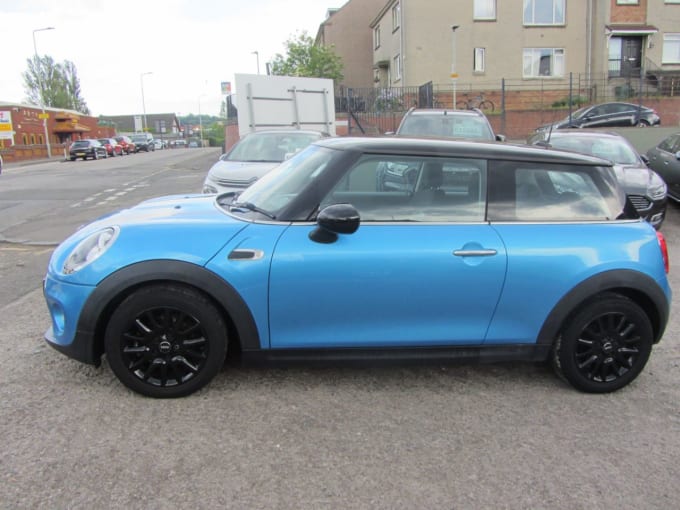 2025 Mini Hatch
