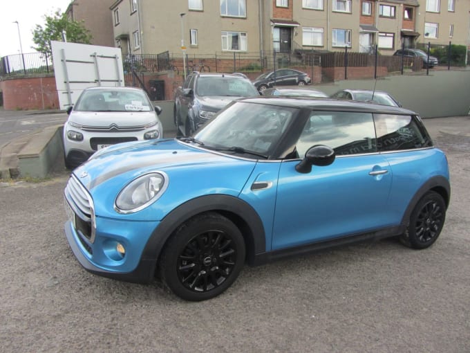 2025 Mini Hatch