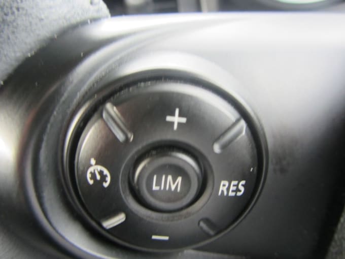 2025 Mini Hatch