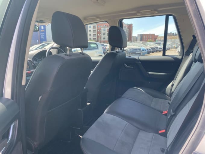 2025 Land Rover Freelander 2