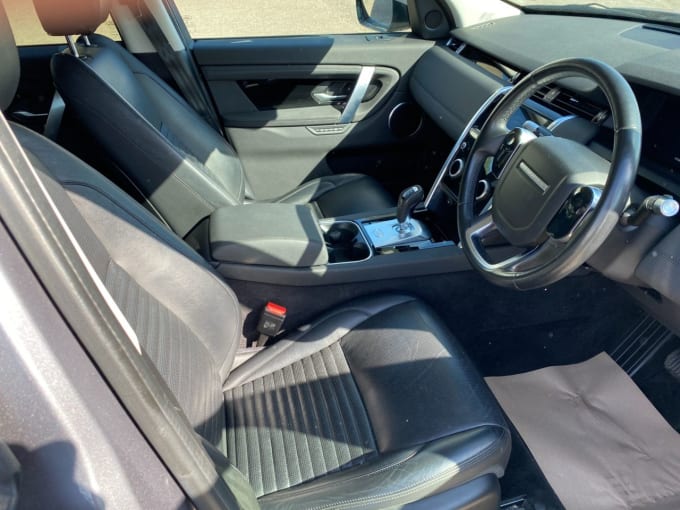2025 Land Rover Discovery Sport