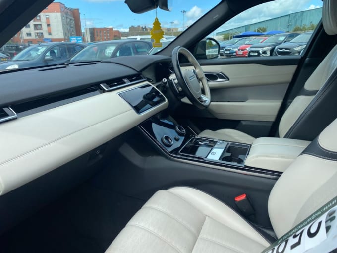 2025 Land Rover Range Rover Velar