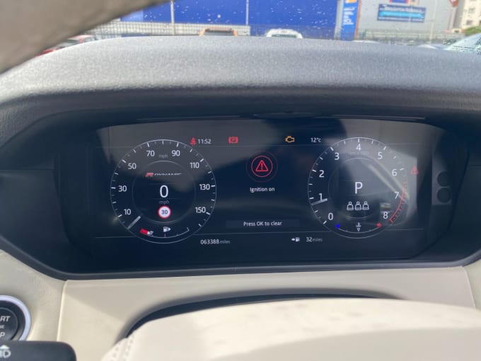 2025 Land Rover Range Rover Velar