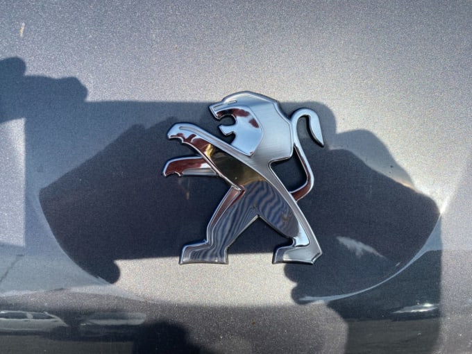 2025 Peugeot 2008