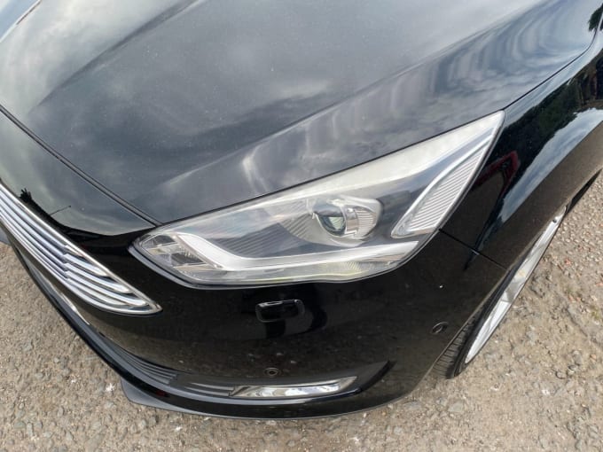 2025 Ford C-max