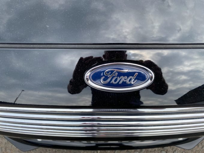 2025 Ford C-max