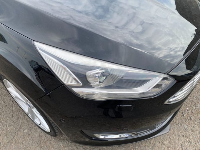 2025 Ford C-max
