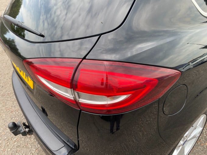 2025 Ford C-max