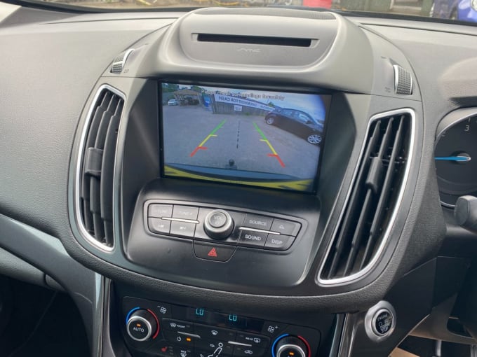 2025 Ford C-max