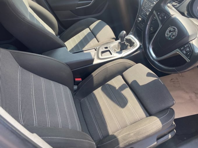 2025 Vauxhall Insignia