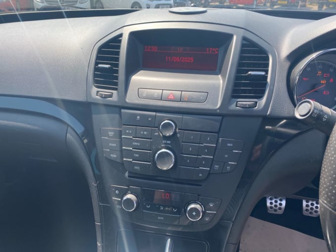 2025 Vauxhall Insignia