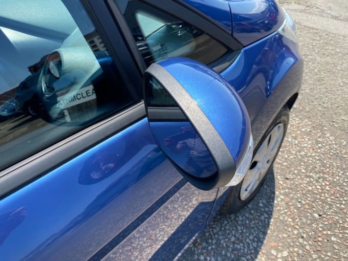 2025 Ford Fiesta
