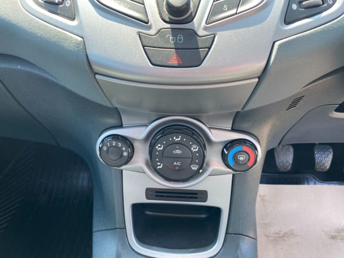 2025 Ford Fiesta