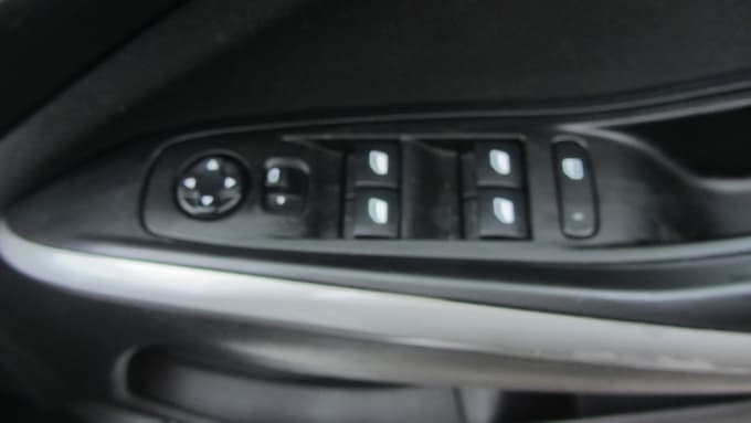 2025 Vauxhall Grandland X