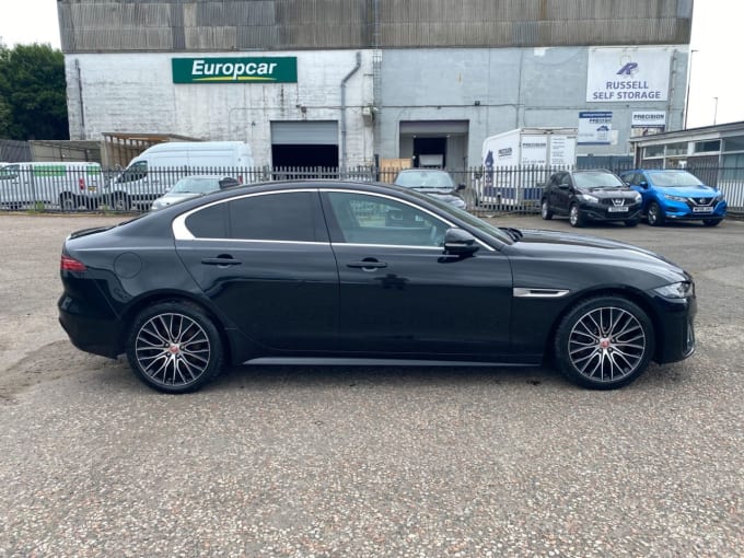 2025 Jaguar Xe