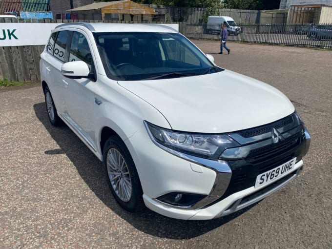 2025 Mitsubishi Outlander