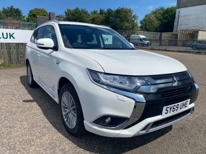 2025 Mitsubishi Outlander