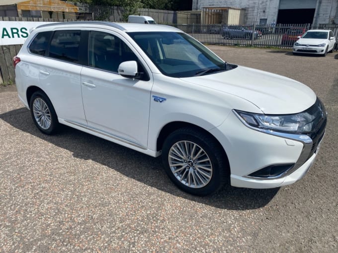 2025 Mitsubishi Outlander