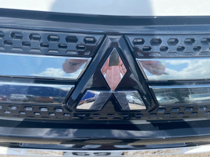 2025 Mitsubishi Outlander