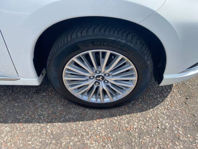 2025 Mitsubishi Outlander