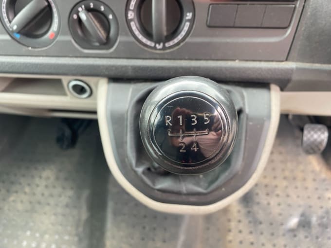 2025 Volkswagen Transporter