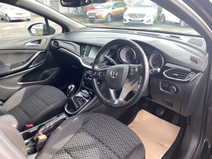 2025 Vauxhall Astra