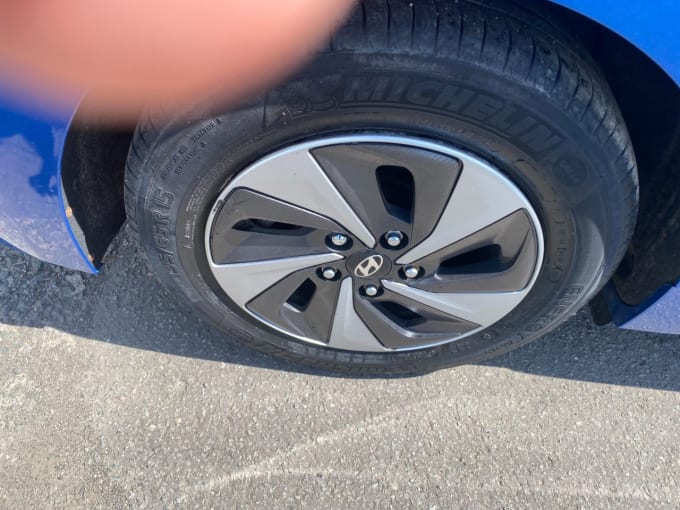 2025 Hyundai Ioniq