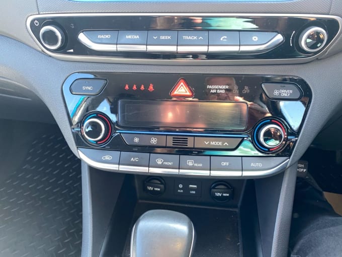2025 Hyundai Ioniq