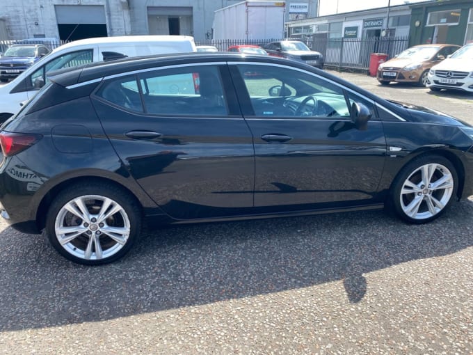 2025 Vauxhall Astra