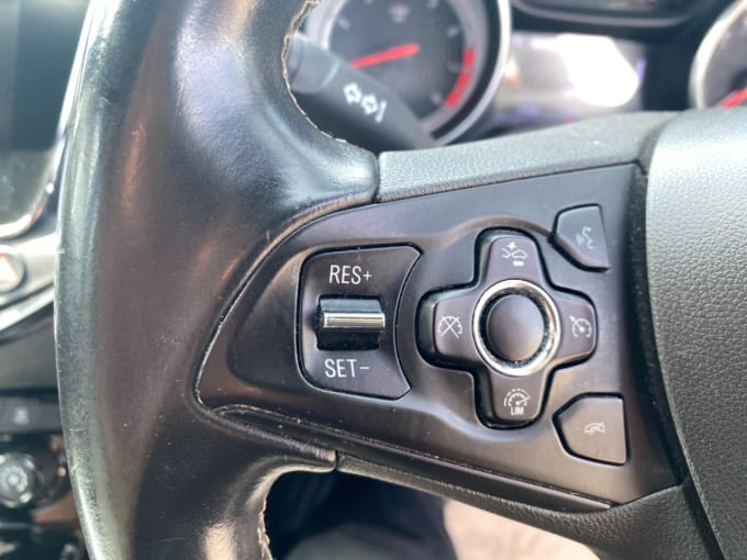 2025 Vauxhall Astra