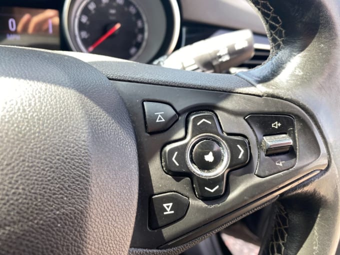 2025 Vauxhall Astra