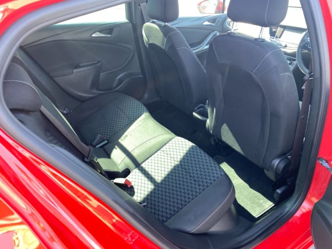 2025 Vauxhall Astra