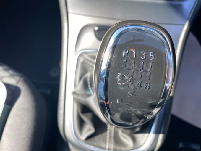 2025 Vauxhall Astra