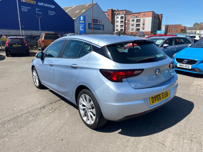 2025 Vauxhall Astra