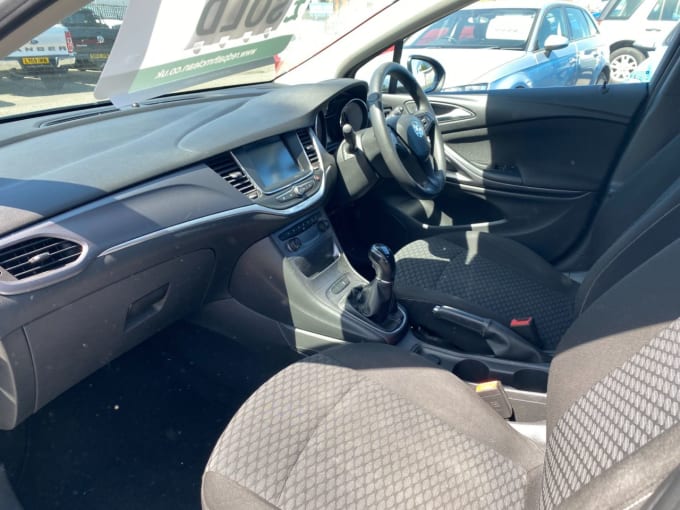2025 Vauxhall Astra