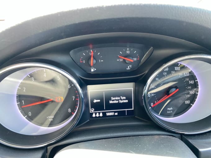 2025 Vauxhall Astra