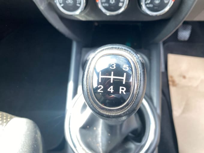 2025 Mitsubishi Asx