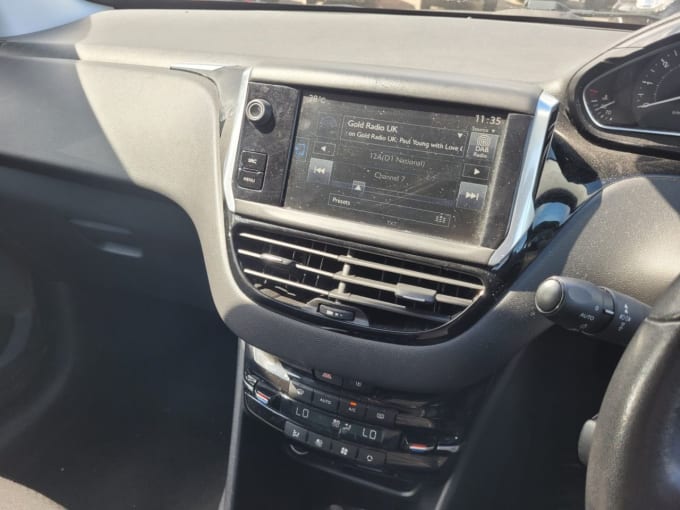 2025 Peugeot 208