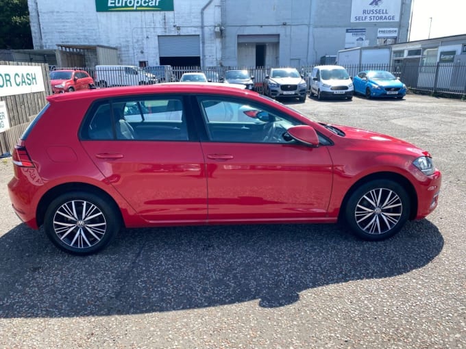 2025 Volkswagen Golf