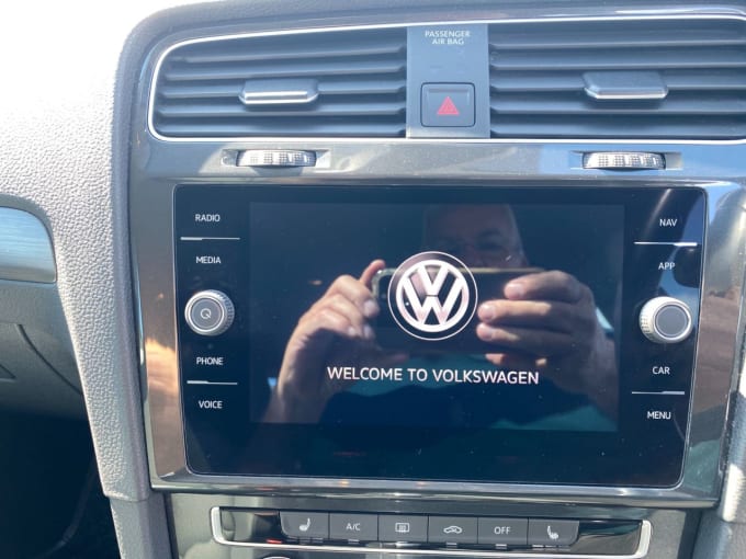 2025 Volkswagen Golf